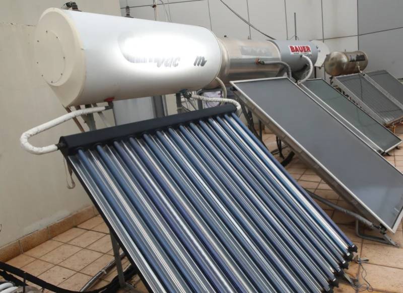 Nέα επιδότηση για φωτοβολταϊκά σε στέγες και ηλιακούς θερμοσίφωνες (βίντεο)