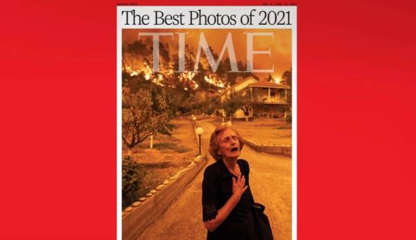 Time: Στις κορυφαίες φωτογραφίες για το 2021 η συγκλονιστική εικόνα με την 81χρονη κυρία Παναγιώτα στη φωτιά της Εύβοιας