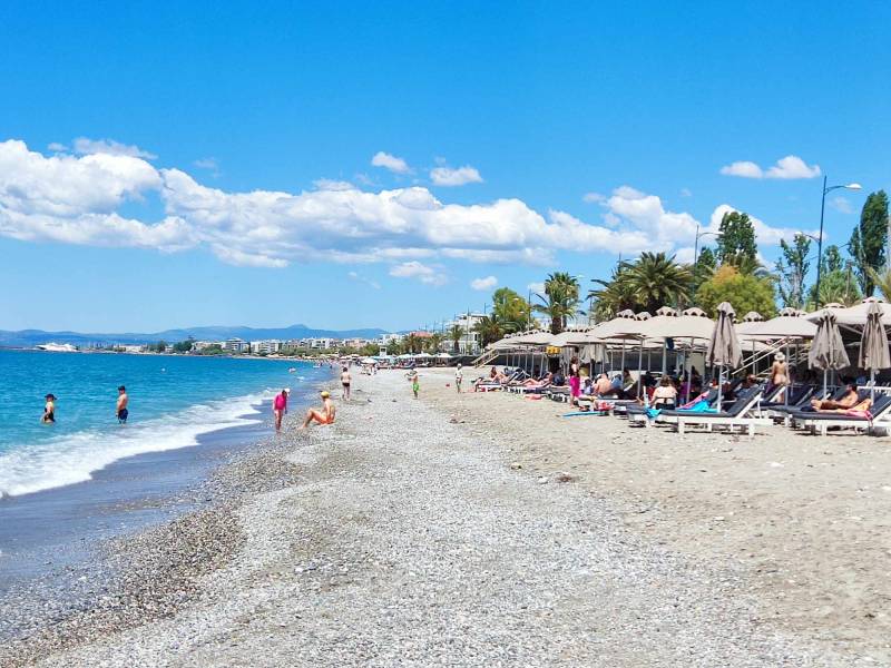 Παραμένουν τα καθαρά τα νερά κολύμβησης στην Καλαμάτα