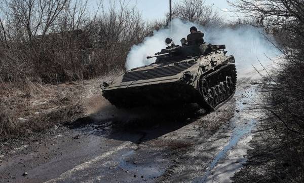 Ουκρανία: Συνεχίζονται τα «παιχνίδια πολέμου» εν μέσω εκρήξεων στο Ντόνετσκ