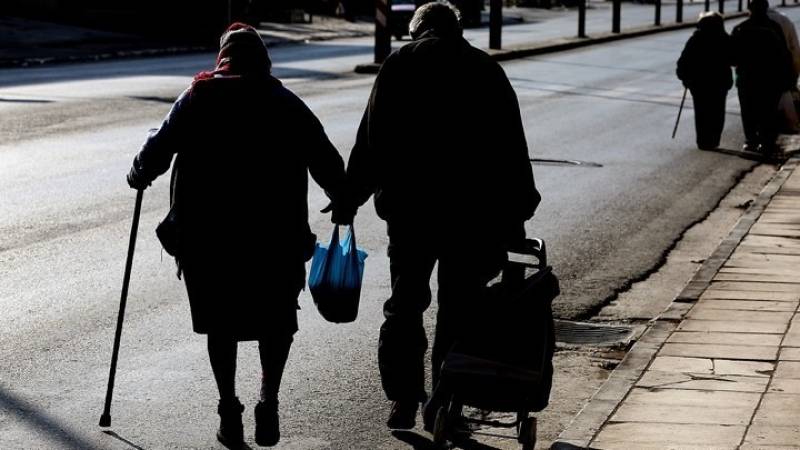 Κατάθεση τροπολογίας για το πάγωμα στα επιτόκια, αναφορικά με τα ληξιπρόθεσμα ανασφάλιστων στα ταμεία