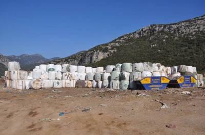 Διαγωνισμός για τη διαχείριση των σκουπιδιών στη Μαραθόλακκα
