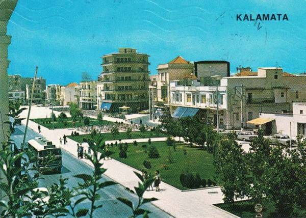 Η πλατεία της Καλαμάτας στα μέσα της δεκαετίας του 1970