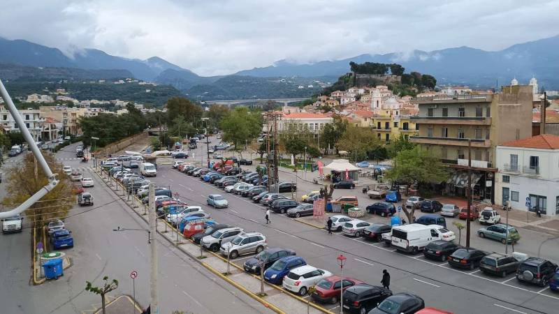 Καλαμάτα: Πάρκινγκ υπάρχουν, πολιτική βούληση δεν υπάρχει