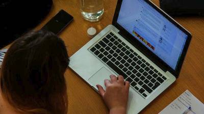 Κατακτά συνεχώς νέα εδάφη το διαδικτυακό εμπόριο