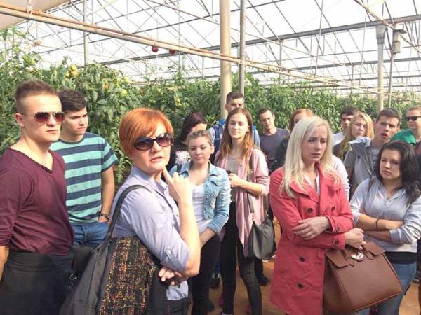 Σλοβάκοι μαθητές στην Τριφυλία για τις καλλιέργειες κηπευτικών (φωτογραφίες)