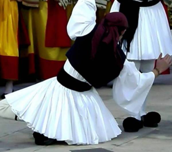 Σεμινάριο παραδοσιακών χορών στα Φιλιατρά