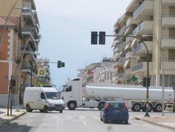 Χάλασαν τα φανάρια Φαρών και Κρήτης