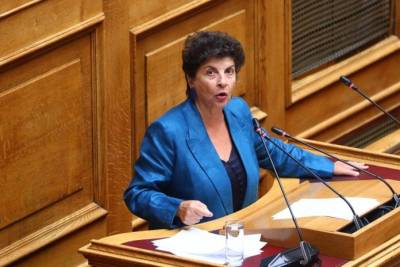 Με αιχμές κατά Κασσελάκη αποχώρησε από το Κίνημα Δημοκρατίας η Κυριακή Μάλαμα