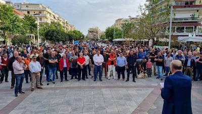 Καλαμάτα: Διαμαρτυρία κυνηγών για στείρωση σκύλων (βίντεο)