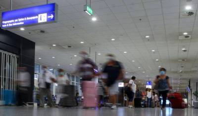 Πολιτική Αεροπορία: Υποχρεωτικό τεστ για ανεμβολίαστους ταξιδιώτες από 16 χώρες