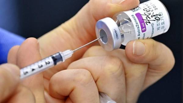 Η Ελλάδα αναμένει τις αποφάσεις του ΕΜΑ για το εμβόλιο της AstraZeneca (βίντεο)