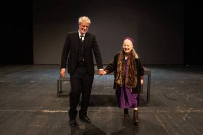 Παραστάσεις από το ΔΗΠΕΘΕΚ: «Μόνο 2 λόγοι» στο Μέγαρο Χορού