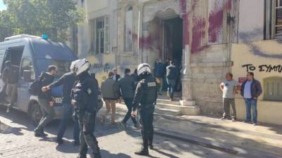 Ηράκλειο: Συνελήφθη ο διερμηνέας στην υπόθεση αρχαιοκαπηλίας – Στον εισαγγελέα οι επτά συλληφθέντες (βίντεο)