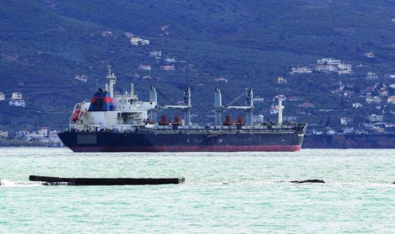 Κρίτων Αρσένης: “Πάρκινγκ για δεξαμενόπλοια ο Μεσσηνιακός Κόλπος”