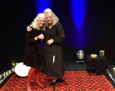 Βραδιά παραμυθιών με τις Λίλλυ Τριαντάρη και Χριστίνα Δίμιζα