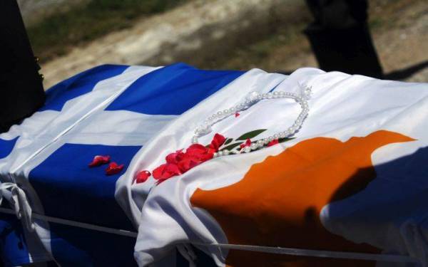 Στην Ελλάδα επιστρέφουν τα λείψανα πέντε μελών της ακταιωρού «Φαέθων»