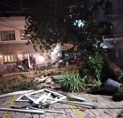 Μεσσηνία: Καταστροφές από πέρασμα ανεμοστρόβιλου στην Κορώνη (βίντεο-φωτογραφίες)