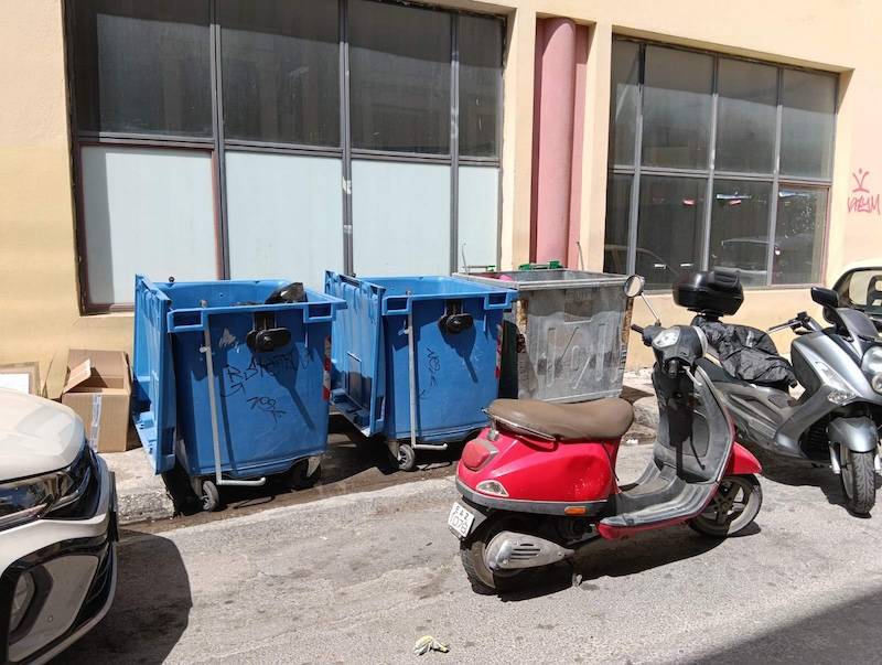 Περισσότεροι κάδοι