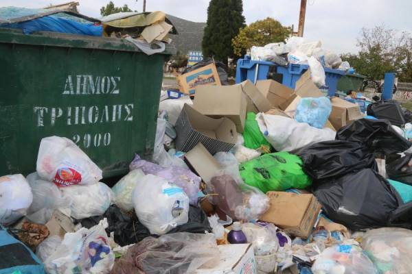 Αιχμές Αποκεντρωμένης προς την Περιφέρεια Πελοποννήσου  για τα σκουπίδια