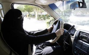 150 μαστιγώσεις σε γυναίκα στη Σ. Αραβία επειδή οδηγούσε
