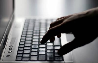 Μεσσηνία: Του πήρε 10.000 ευρώ με υποσχέσεις για παραγγελίες μέσω Ιντερνετ