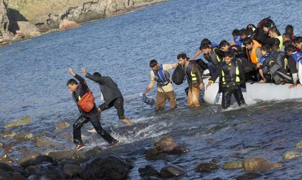 Πάνω από 9.800 οι πρόσφυγες/μετανάστες που ζητούν άσυλο στα νησιά του Β. Αιγαίου