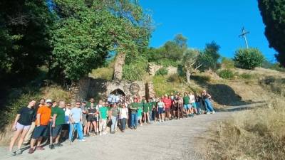 Μικροί και μεγάλοι στα Νεροπάτια στο Ρίπεσι