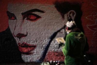 “Δημιουργώ ενάντια στη βία κατά των γυναικών" στο Πνευματικό Κέντρο Καλαμάτας.