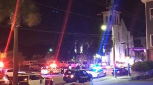 ΗΠΑ: Εννέα νεκροί από πυρά μέσα σε ιστορική εκκλησία στο Τσάρλεστον