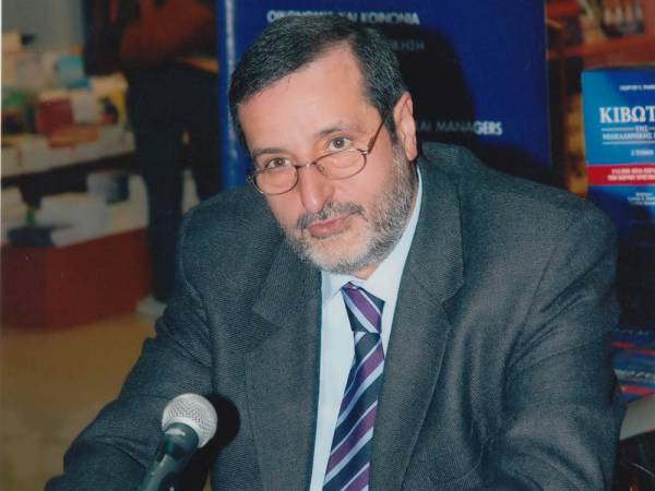 Πέτρος Παπασαραντόπουλος - δημοσιογράφος, συγγραφέας: "Κρίση αξιών, ιδεών και αυτογνωσίας"