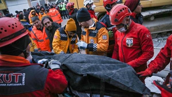 Γιατροί από Μεσσηνία σε σεισμόπληκτες περιοχές της Τουρκίας