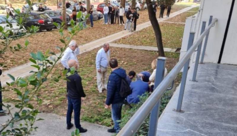 Θεσσαλονίκη: Φοιτητής έπεσε από τον τρίτο όροφο της Νομικής Σχολής στο ΑΠΘ
