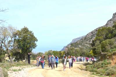 Πεζοπορία από Περδικονέρι σε Μάλη
