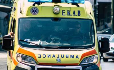 Βόλος: Ο παππούς έβαζε το μωρό στο καρότσι, όταν τους χτύπησε η μηχανή