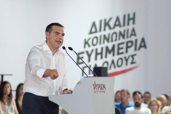 Άρθρο του Αλέξη Τσίπρα στην &quot;Ε&quot;: Aνεξέλεγκτη Δεξιά ή ισχυρός ΣΥΡΙΖΑ;