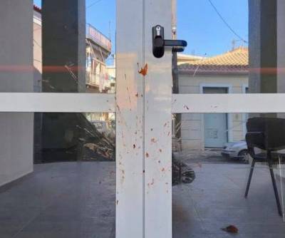 Πέταξαν ντομάτες στο Κέντρο Υγείας Γαργαλιάνων