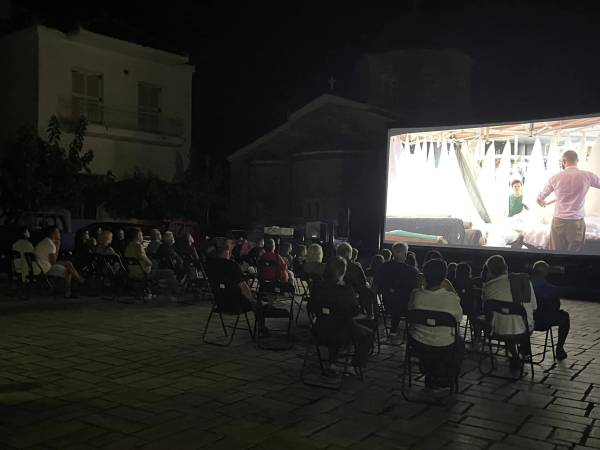 Kardamili ArtDoc Festival: Προβολή της ταινίας &quot;Η Αναζήτηση της Λώρα Ντουράντ&quot; στα Σωτηριάνικα