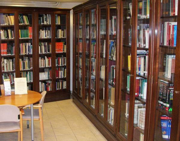 Δανειστική βιβλιοθήκη στη Διεύθυνση Αστυνομίας Μεσσηνίας