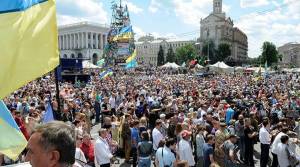 Κίεβο: Εκατοντάδες Ουκρανοί διαδήλωσαν κατά νέας εκεχειρίας