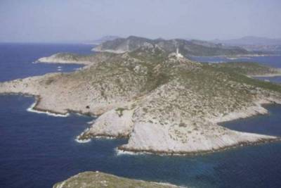 Ο Καρβέλας για τα νησάκια της Πυλίας