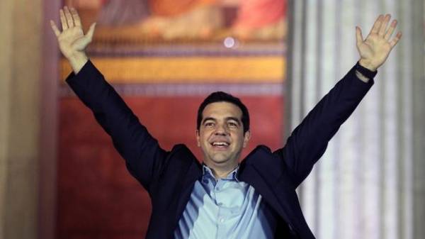 Με μικρή διαφορά από τη Νέα Δημοκρατία: Γκάλοπ και μπουκς δείχνουν ΣΥΡΙΖΑ