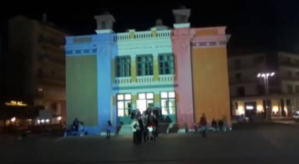Στα χρώματα της Γαλλίας το Μαλλιαροπούλειο Θέατρο Τρίπολης
