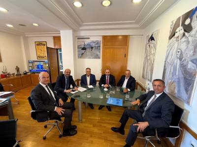 Ανοίγει ο διάλογος για τα πνευματικά δικαιώματα