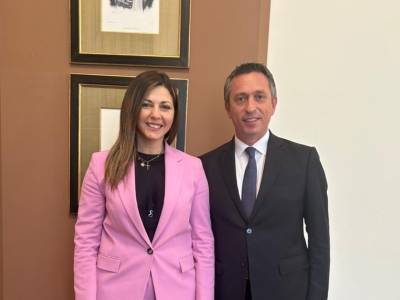 Μαντάς σε Ζαχαράκη για τη στελέχωση της Δημόσιας Κεντρικής Βιβλιοθήκης Καλαμάτας