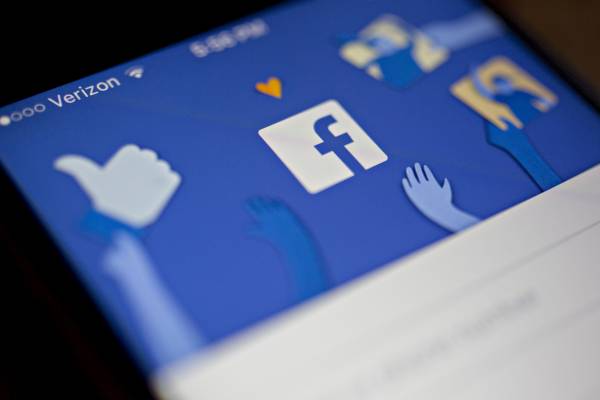 Το Facebook ανακοίνωσε 2,27 δισ. μηνιαίους χρήστες