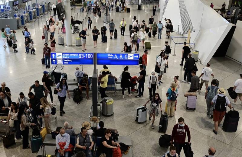 ΥΠΑ: Αυξήθηκε 11,4% η επιβατική κίνηση στο σύνολο των αεροδρομίων της χώρας το α&#039; εξάμηνο 2024