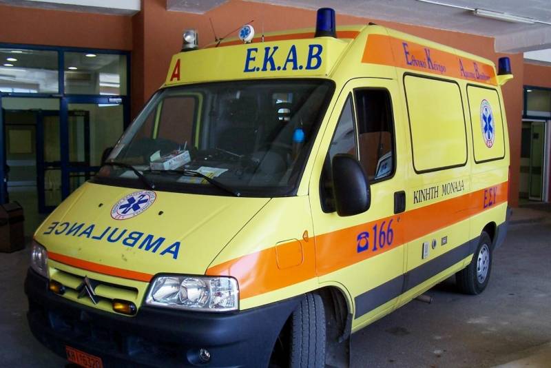 Γυναίκα τραυματίστηκε στο κεφάλι εξαιτίας της κακοκαιρίας στην Πάτρα