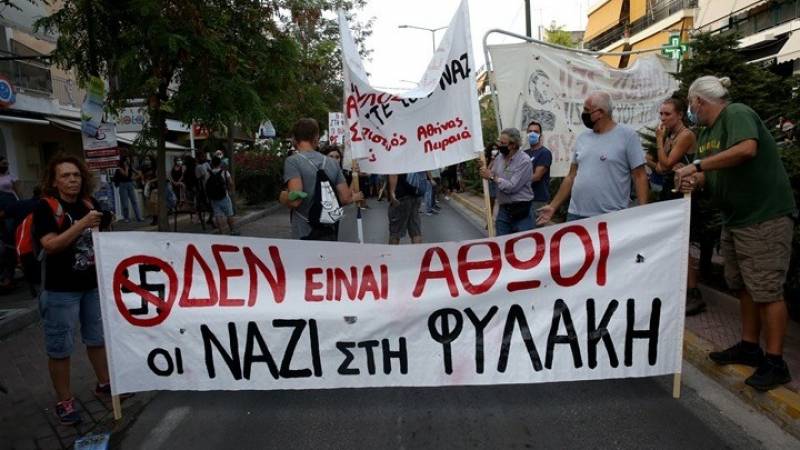 Aντιφασιστική πορεία στο Κερατσίνι για τα 7 χρόνια από την δολοφονία του Παύλου Φύσσα