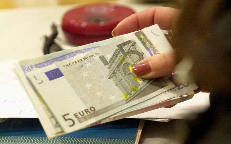 ΟΑΕΔ: Εφάπαξ ενίσχυση 1.000 ευρώ σε άνεργους πρώην εργαζόμενους